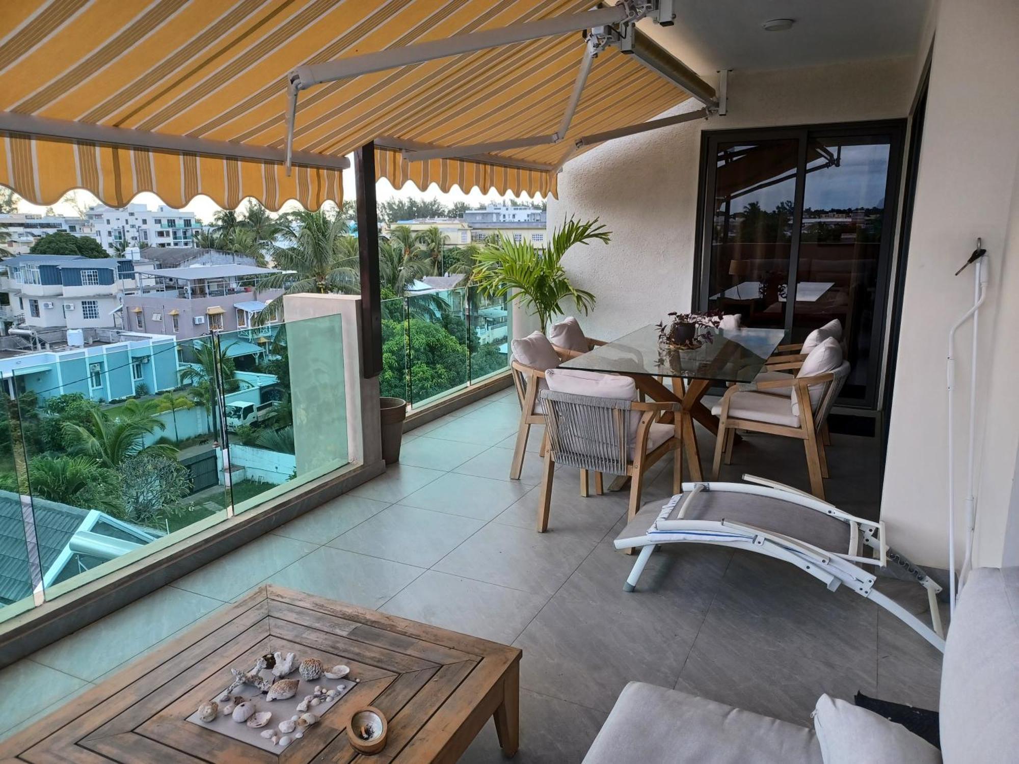 Splendide Penthouse Vue Mer A 5 Mn A Pied De La Plage Flic-en-Flacq Екстериор снимка